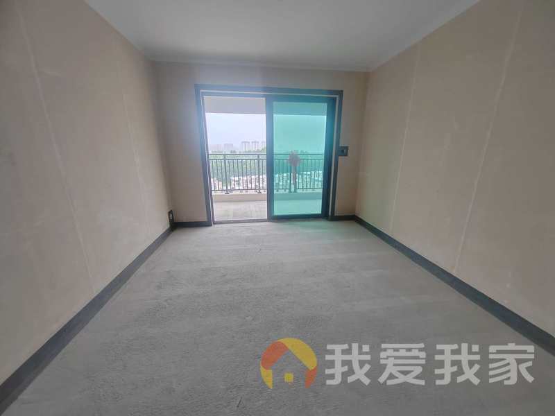 保利艾溪湖 南北通透，采光好 周边匹套完善，，出行方便