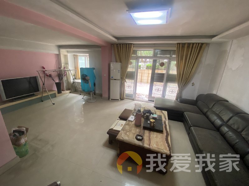 南昌我爱我家水岸菁华 南北通透，采光好 装修好，环镜优美 近地铁 周边匹套完善，，出行方便