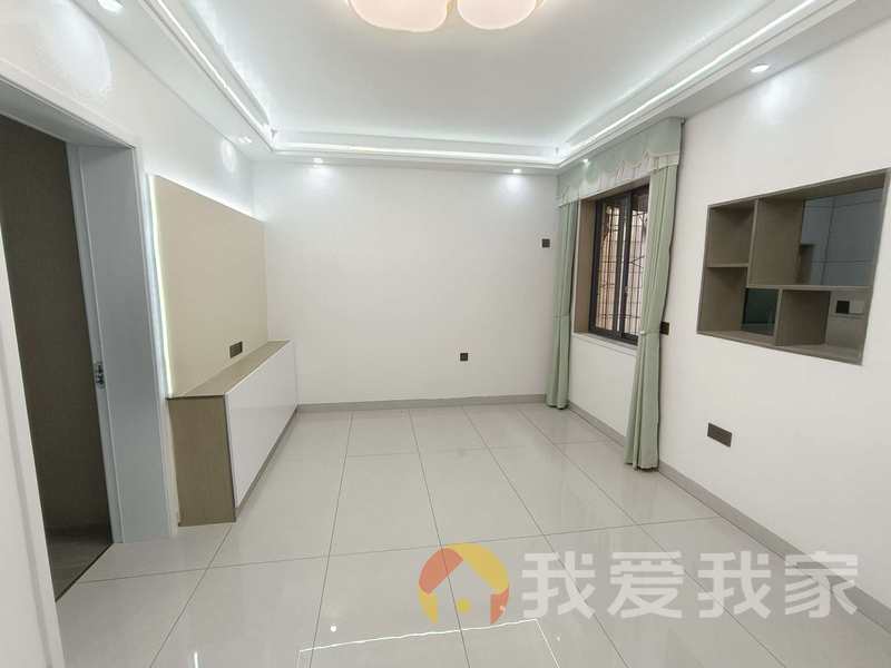 南昌我爱我家洪都新村 南北通透，采光好 装修好，环镜优美 近地铁 中间楼层