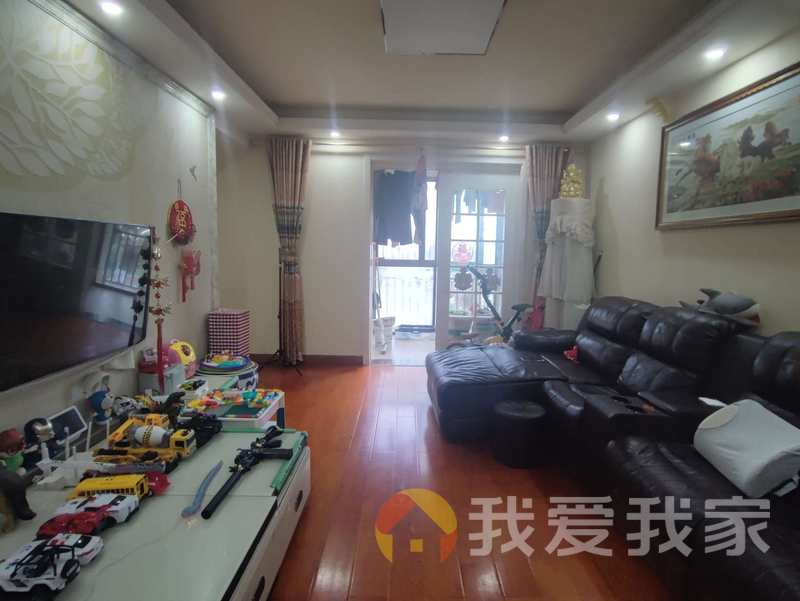 南昌我爱我家银亿上尚城二期 南北通透，采光好 装修好，环镜优美 视野好，诚心出售