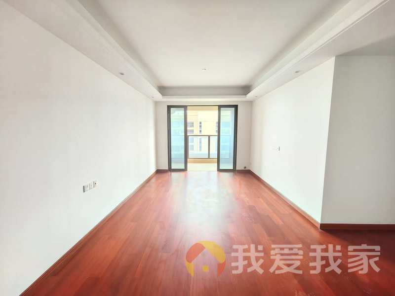 南昌我爱我家新力琥珀园一期 南北通透，采光好 装修好，环镜优美 视野好，诚心出售