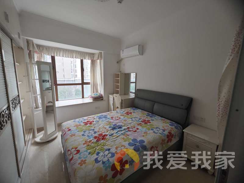 南昌我爱我家联泰金中环 正规一房 房东诚心出售 随时看房