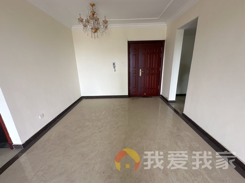 恒大绿洲一期 南北通透，采光好 装修好，环镜优美 近地铁 视野好，诚心出售