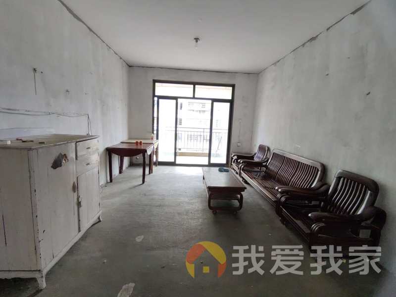 南天阳光 南北通透，采光好 视野好，诚心出售