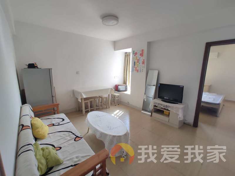 万达星城瑞星苑 南北通透，采光好 装修好，环镜优美 近地铁 周边匹套完善，，出行方便