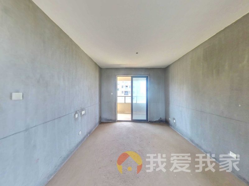 南昌我爱我家地铁口南北通透 户型端正 楼层好 房东诚心出售