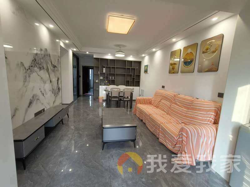 星洲国际 南北通透，采光好 装修好，环镜优美 周边匹套完善，，出行方便