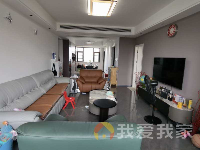 南昌我爱我家九龙湖花园二区 南北通透，采光好 装修好，环镜优美 视野好，诚心出售