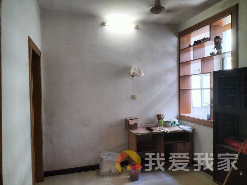 南昌我爱我家南京西路369号电力设计院宿舍 南北通透，采光好 中间楼层