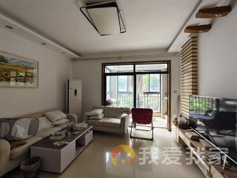 南昌我爱我家九里象湖城象湖里 南北通透，采光好 装修好，环镜优美 视野好，诚心出售