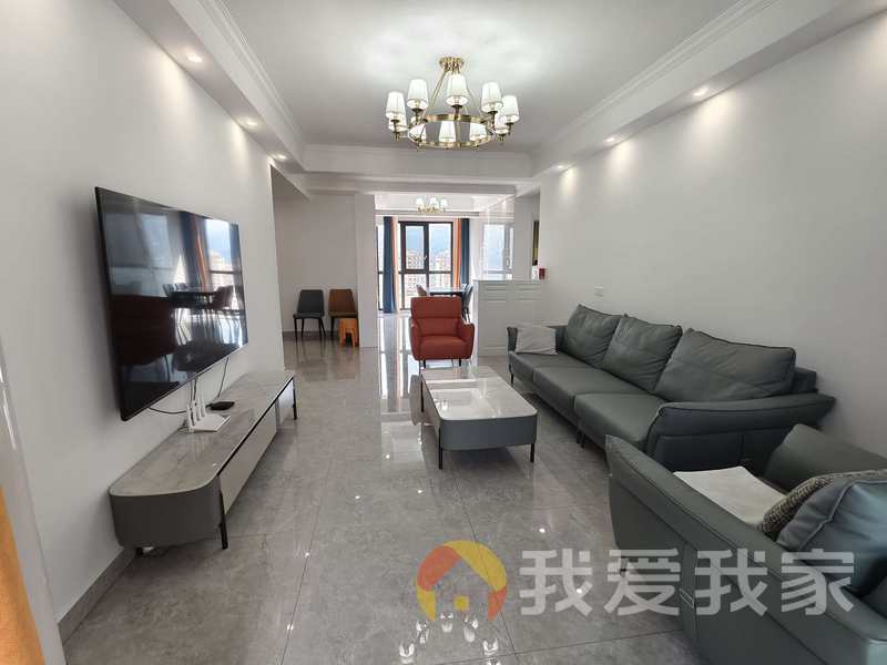 合一中央城（御龙湾花园） 南北通透，采光好 装修好，环镜优美 中间楼层