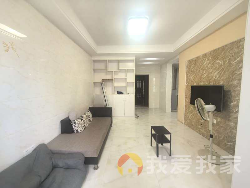 方大上上城 南北通透，采光好 近地铁 周边匹套完善，，出行方便