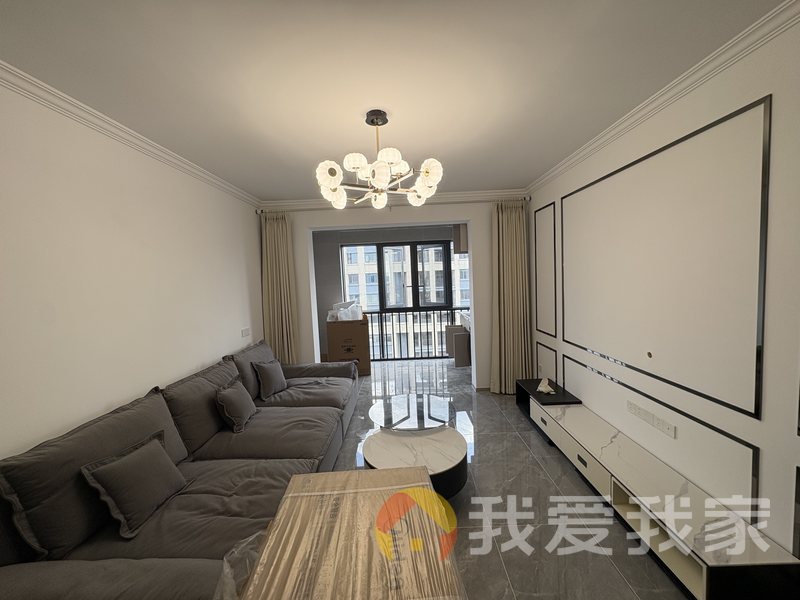 银亿上尚城五-1期尚品 南北通透，采光好 装修好，环镜优美 视野好，诚心出售