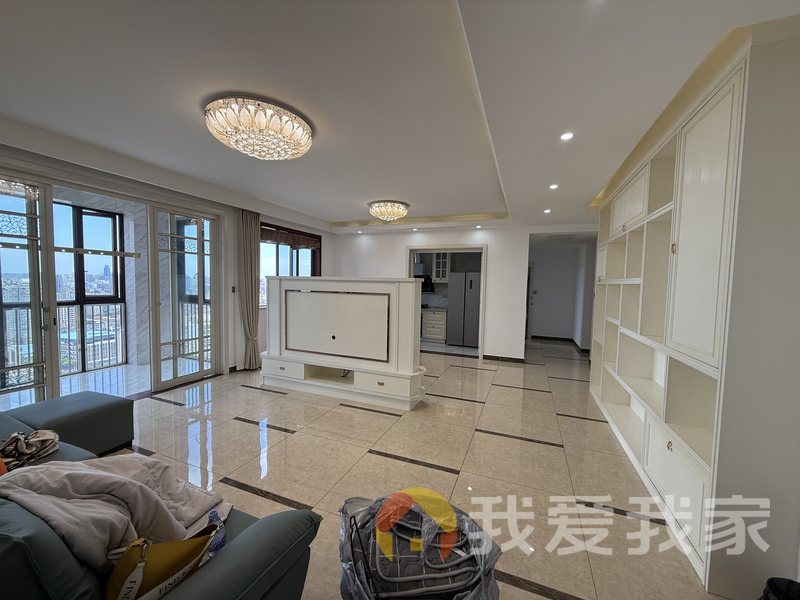 南昌我爱我家洪城路·皇冠国际·4室