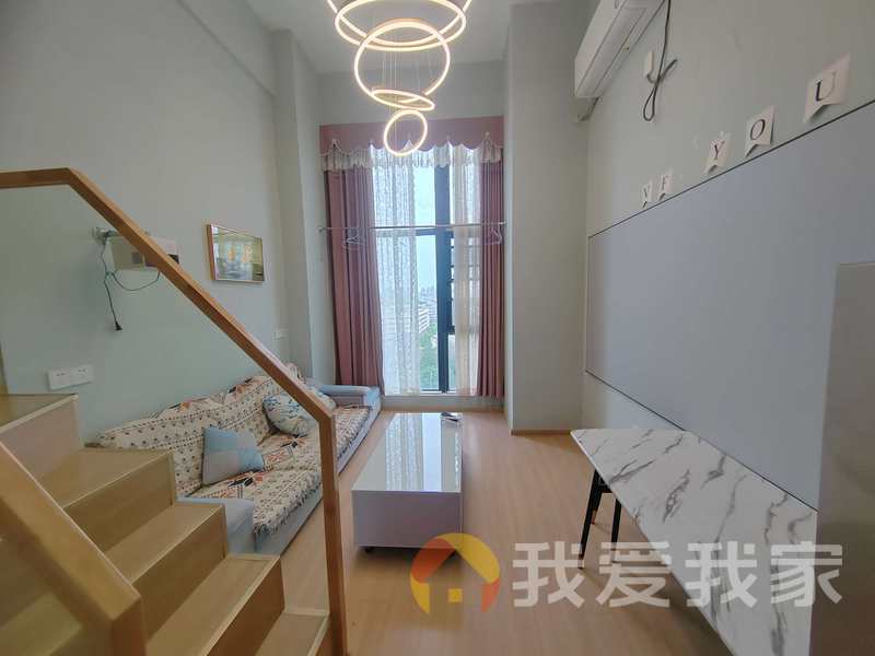 南昌我爱我家力高雍湖国际 南北通透，采光好 装修好，环镜优美 近地铁 中间楼层