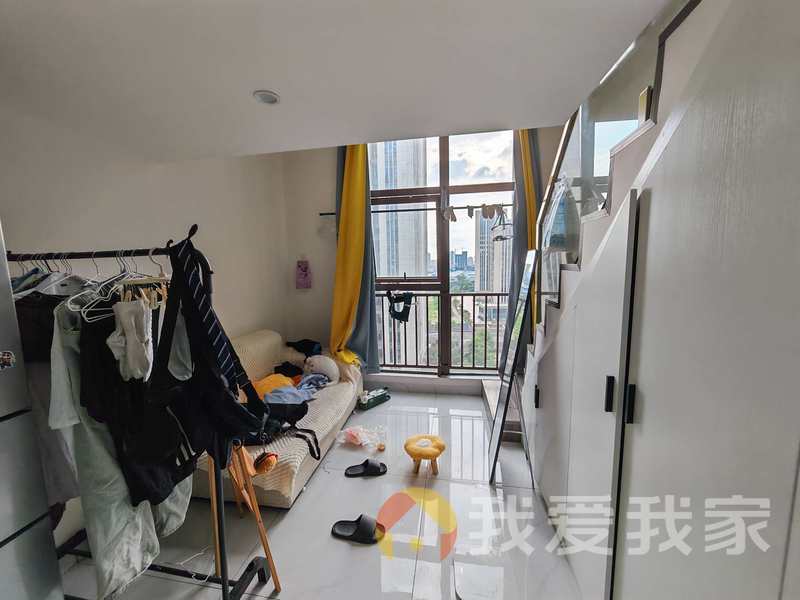 南昌我爱我家东汇后海 南北通透，采光好 装修好，环镜优美 中间楼层