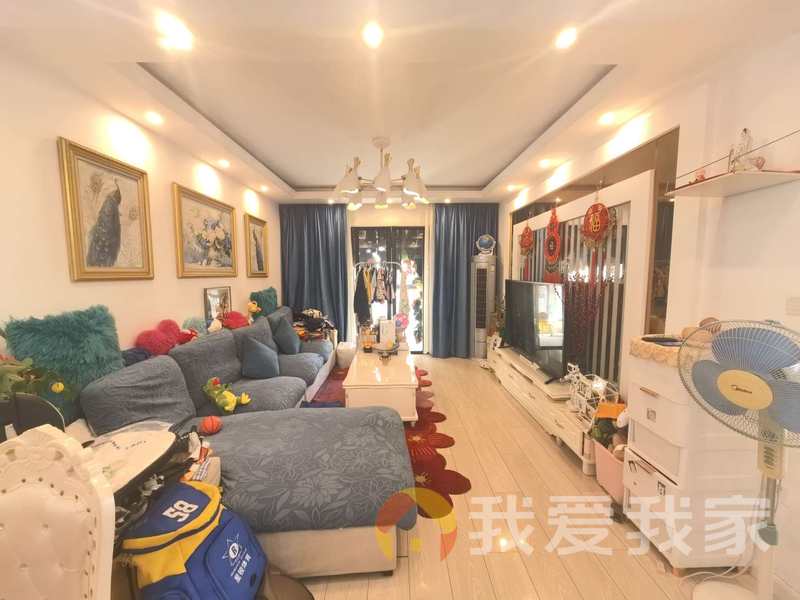 南昌我爱我家保利香槟国际 南北通透，采光好 装修好，环镜优美 近地铁 中间楼层
