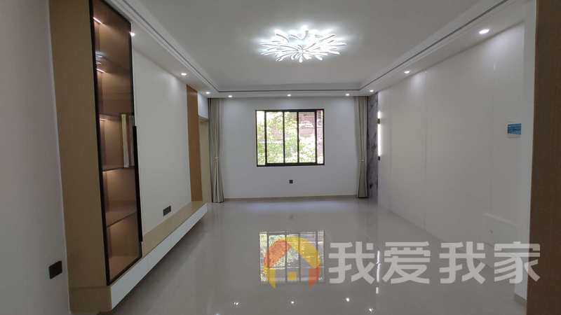 南昌我爱我家贤士湖住宅区（检察院宿舍） 南北通透，采光好 装修好，环镜优美 视野好，诚心出售