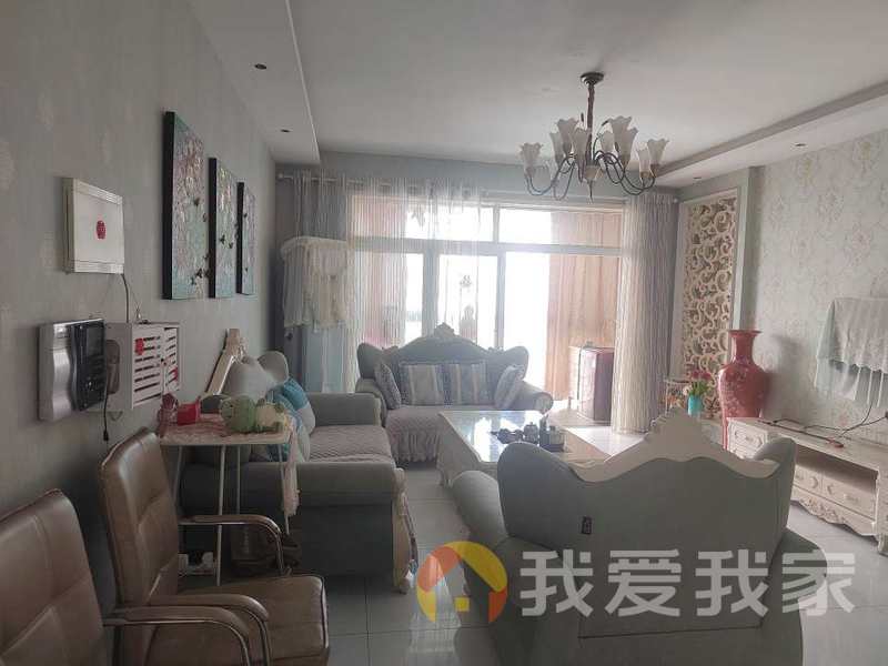 名仕花城（天高峰尚） 南北通透，采光好 装修好，环镜优美 视野好，诚心出租