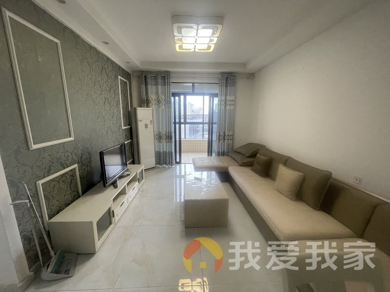 南昌我爱我家绿地外滩公馆 南北通透，采光好 装修好，环镜优美 近地铁 周边匹套完善，，出行方便