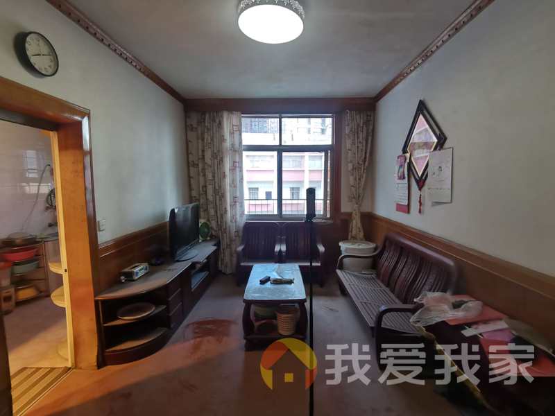 南昌我爱我家董家窑路148号造纸厂宿舍 南北通透，采光好 近地铁 视野好，诚心出售
