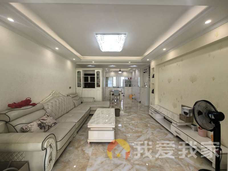 平安曼哈顿风情（聚仁哈佛公馆） 南北通透，采光好 装修好，环镜优美 视野好，诚心出租