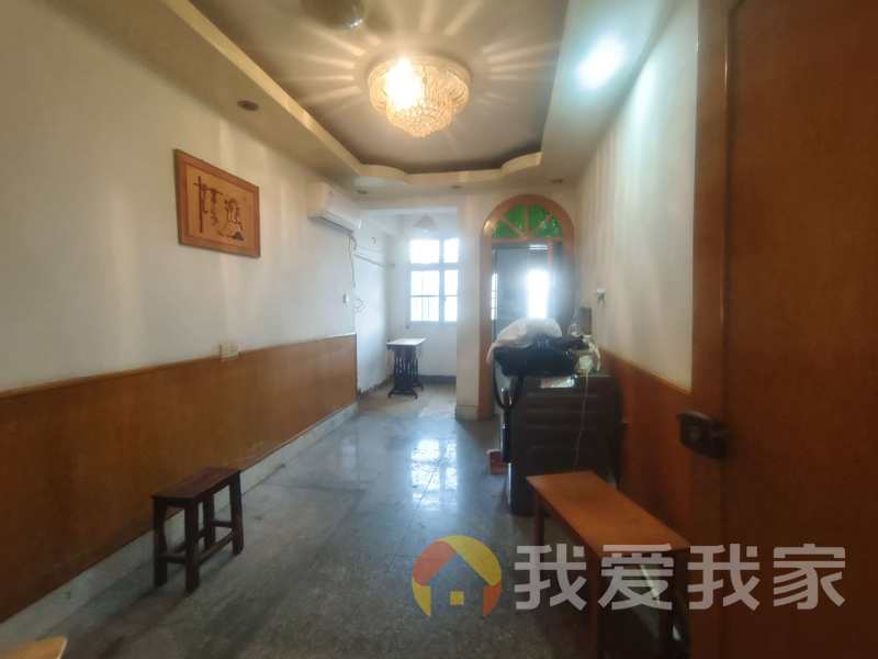 南昌我爱我家西上渝亭 近地铁 视野好，诚心出售