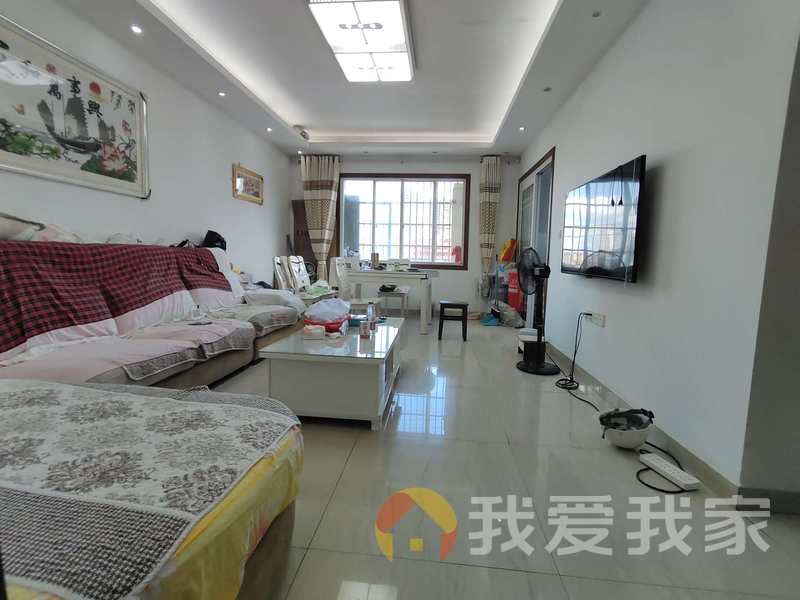 洪港小区 南北通透，采光好 装修好，环镜优美 近地铁 视野好，诚心出售