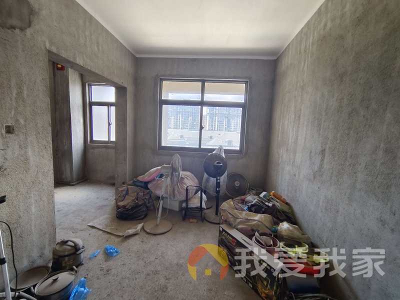 保集半岛二期御河湾 南北通透，采光好 中间楼层
