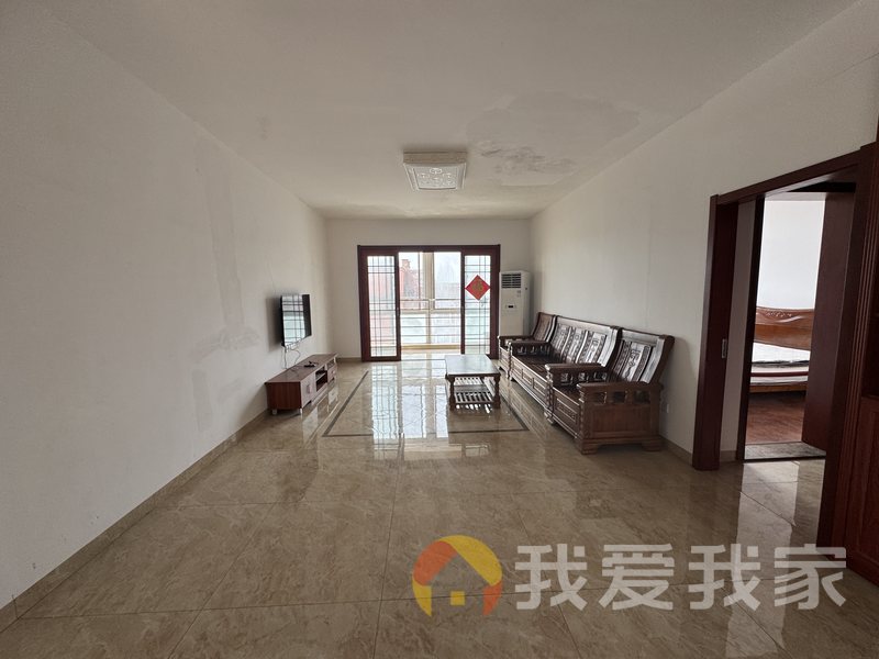 南昌我爱我家阳光嘉苑 南北通透，采光好 装修好，环镜优美 视野好，诚心出售