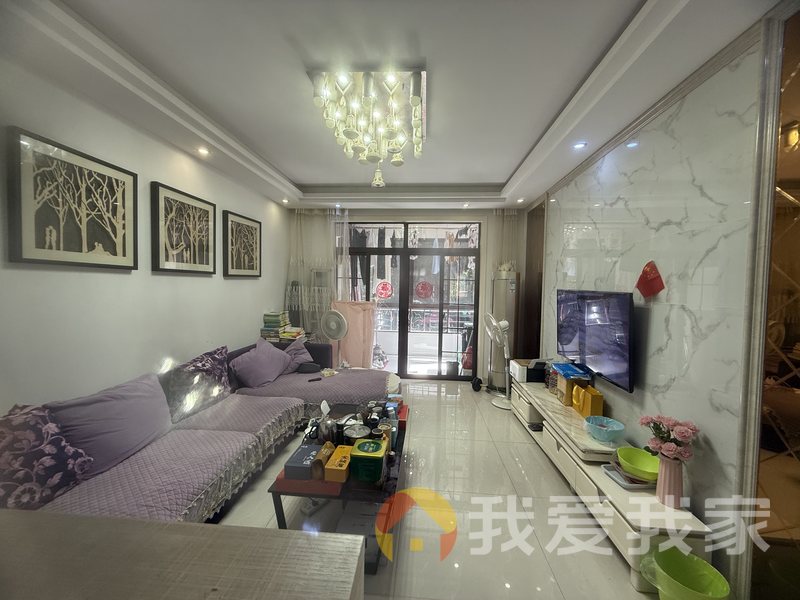 南昌我爱我家恒茂红谷新城一期 南北通透，采光好 装修好，环镜优美 视野好，诚心出售