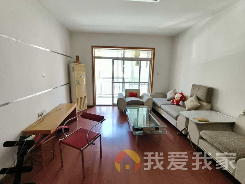 南昌我爱我家隆兴小区 南北通透，采光好 装修好，环镜优美 近地铁 视野好，诚心出售