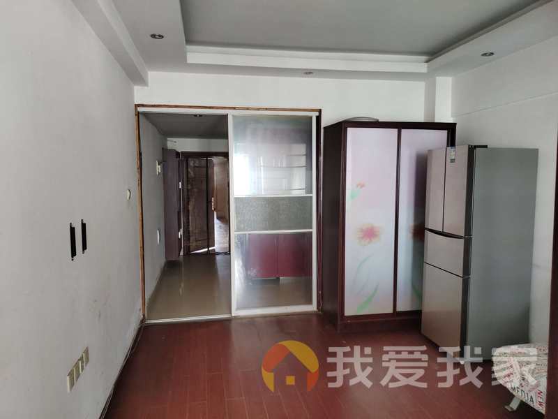 解放西路 南北通透，采光好 装修好，环镜优美 视野好，诚心出租
