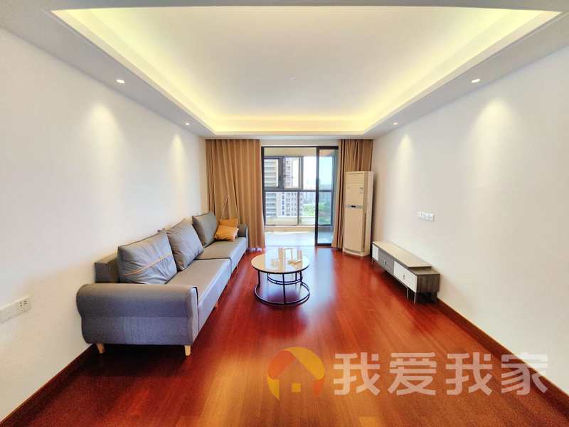 新力琥珀园二期 南北通透，采光好 装修好，环镜优美 视野好，诚心出售