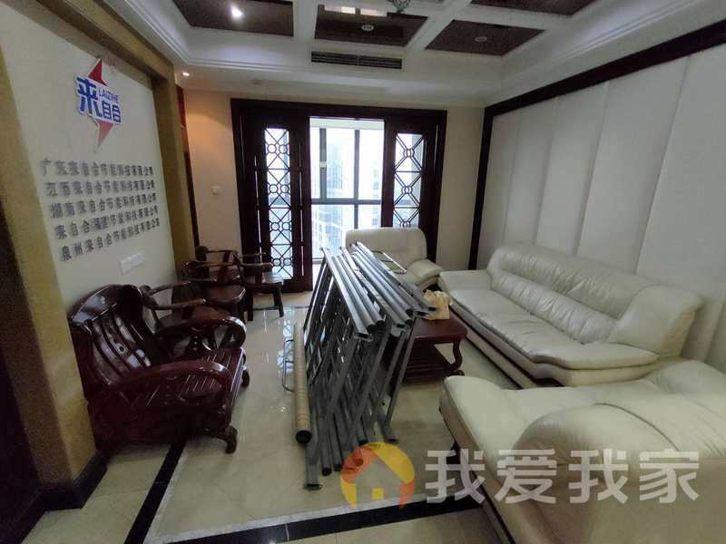高能金域名都 南北通透，采光好 装修好，环镜优美 视野好，诚心出租