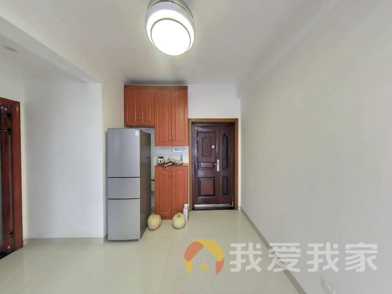 朝阳天成 南北通透，采光好 装修好，环镜优美 中间楼层