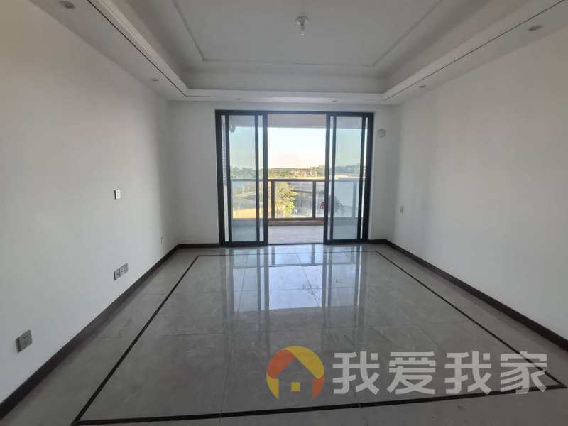 周边环境好，离南昌中学很近。。。。