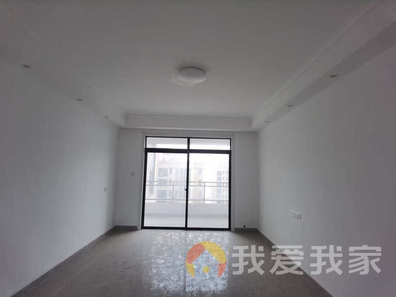 合一中央城（御龙湾花园） 南北通透，采光好 装修好，环镜优美 中间楼层