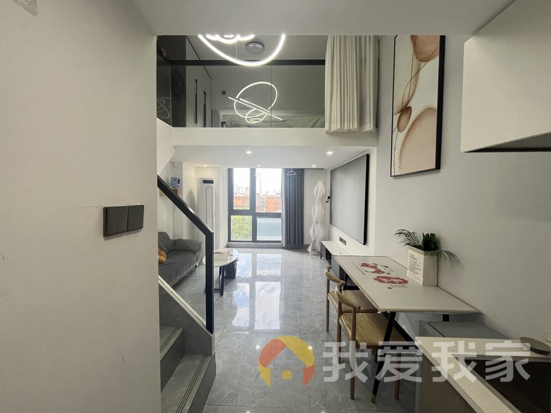 南昌我爱我家华润万象汇 南北通透，采光好 装修好，环镜优美 近地铁 视野好，诚心出售
