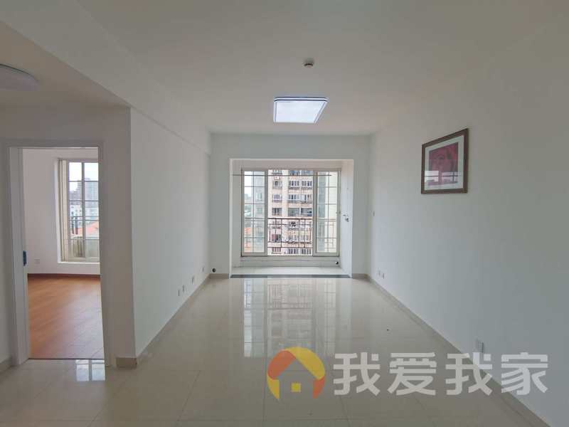 南昌我爱我家世纪风情一期 南北通透，采光好 装修好，环镜优美 中间楼层