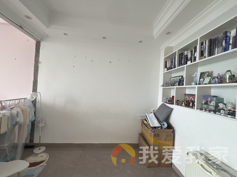 南昌我爱我家庞大领航 南北通透，采光好 装修好，环镜优美 视野好，诚心出售
