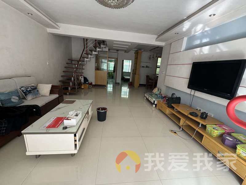 梦里水乡丛花庭 南北通透，采光好 装修好，环镜优美 视野好，诚心出租