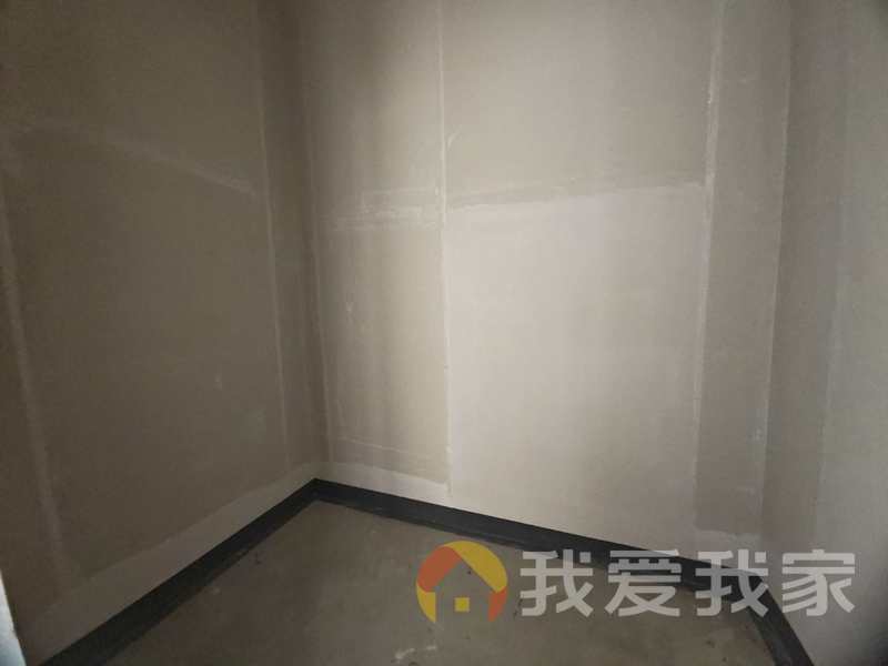 南昌我爱我家保利艾溪湖 南北通透，采光好 视野好，诚心出售