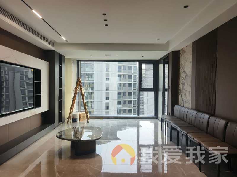 南昌我爱我家建发缦云 南北通透，采光好 装修好，环镜优美 视野好，诚心出售
