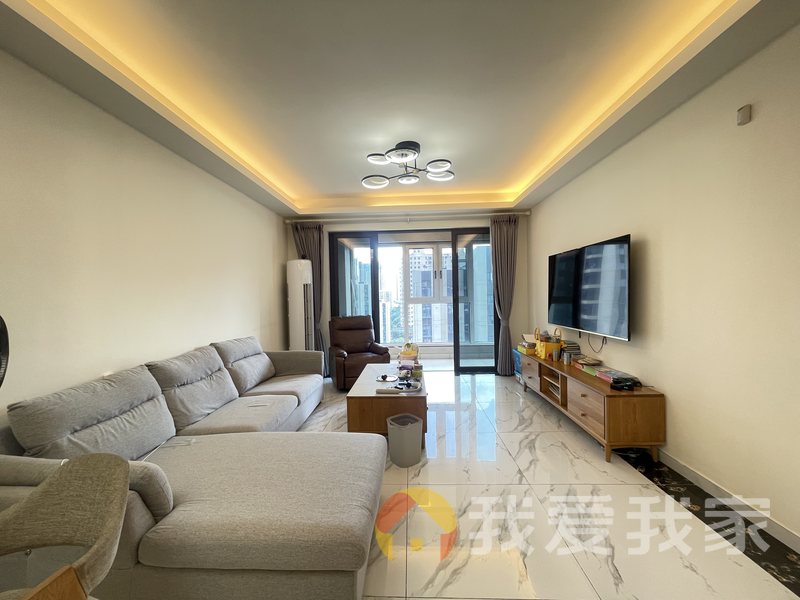 南昌我爱我家伟象碧桂园锦上 南北通透，采光好 装修好，环镜优美 视野好，诚心出售