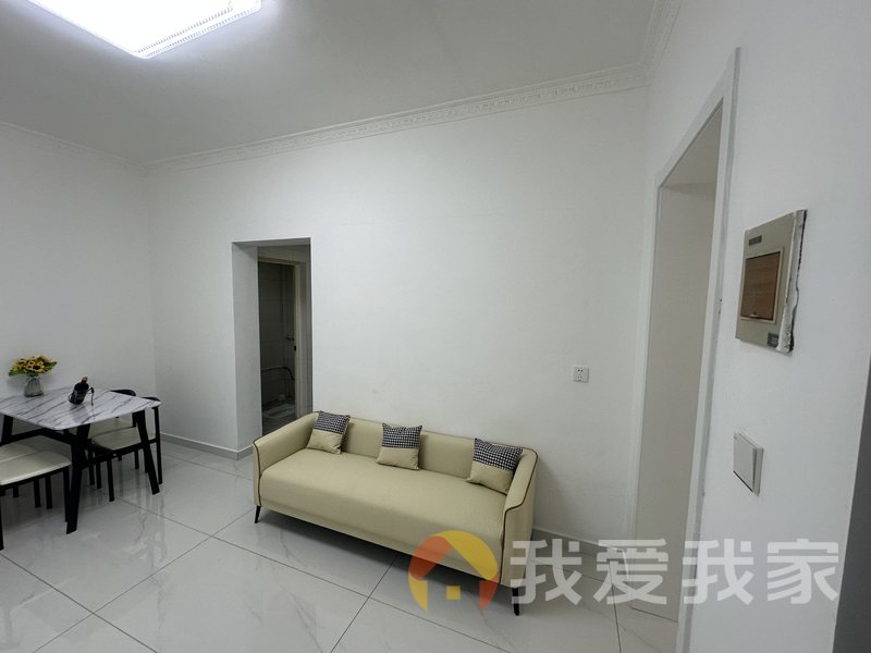 下水巷 南北通透，采光好 装修好，环镜优美 周边匹套完善，，出行方便