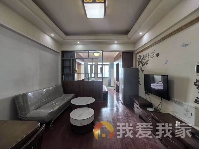 丽晶广场（丽晶V 公馆） 南北通透，采光好 装修好，环镜优美 近地铁 中间楼层