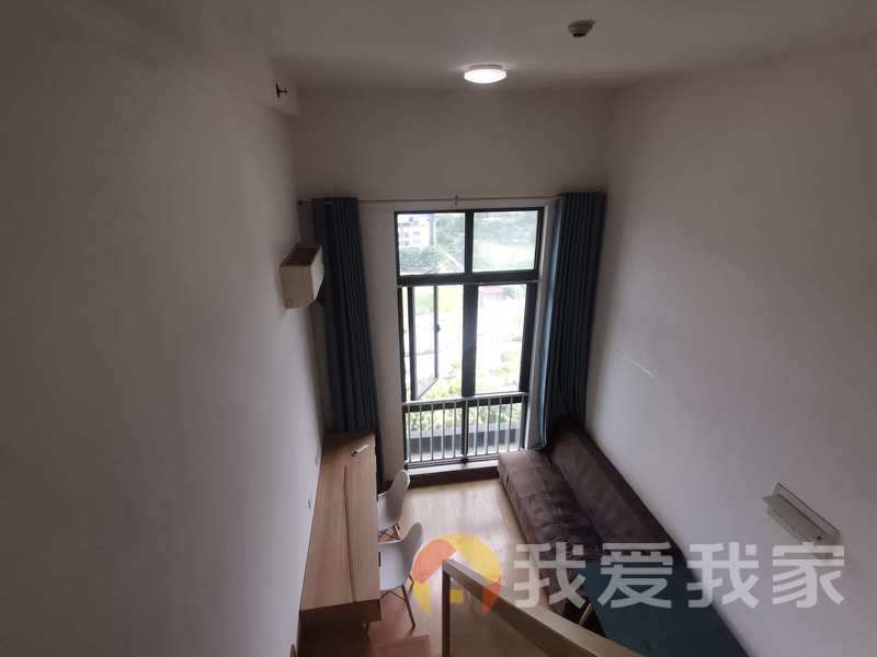 南昌我爱我家万科白鹿书院 南北通透，采光好 装修好，环镜优美 近地铁 视野好，诚心出售