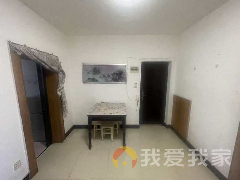 阳明路313号十中宿舍 南北通透，采光好 近地铁 中间楼层