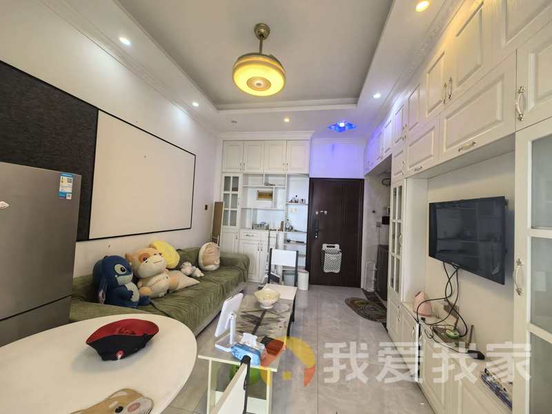 南昌我爱我家满五唯一，带落地飘窗，采光明亮，楼间距大，环境优美